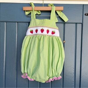 LULU-BEBE Lime Gingham Strawberry Smocked Bubble Romper 12M